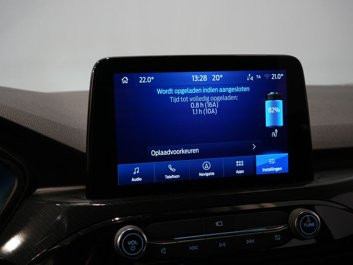 Ford Kuga SUV 2.5 PHEV 225 к.с. ST-Line LED/ Head-Up/ Adapt.cruise/ Keyless/ Elek.flap/ Stoelverw/ Steeringverw./ Carplay/ Navi/ Climate/ PDC