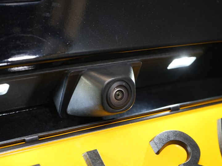 Ford Kuga SUV 2.5 PHEV 225 к.с. ST-Line LED/ Head-Up/ Adapt.cruise/ Keyless/ Elek.flap/ Stoelverw/ Steeringverw./ Carplay/ Navi/ Climate/ PDC