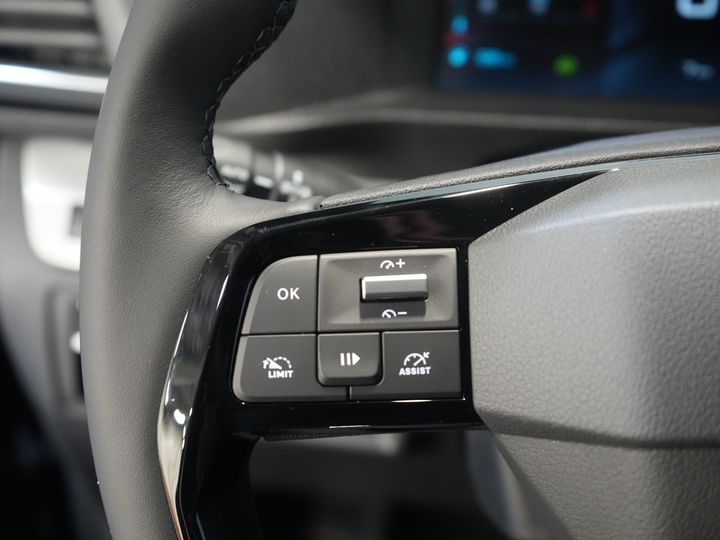 Citroën Jumpy Van 2.0 HDI 180 hp Aut. L3 BPM FREE! LED/ Virtual cockpit/ Steering wheel/ Navi/ Carplay/ Camera/ Climate/ PDC/ LMV/ Cruise