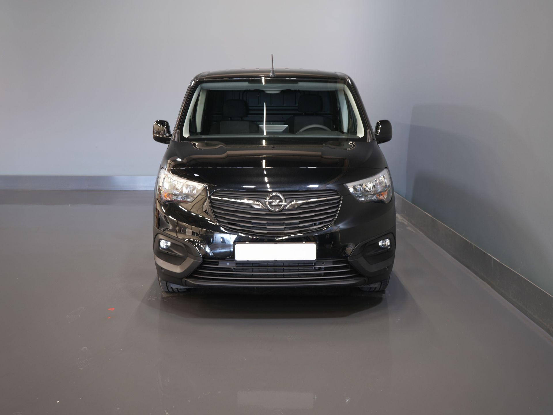 Opel Combo Bestelbus 1.5 CDTI 100 pk L2 BPM VRIJ NL Auto/ Carplay/ DAB/ Navi/ Cruise/ Camera/ PDC