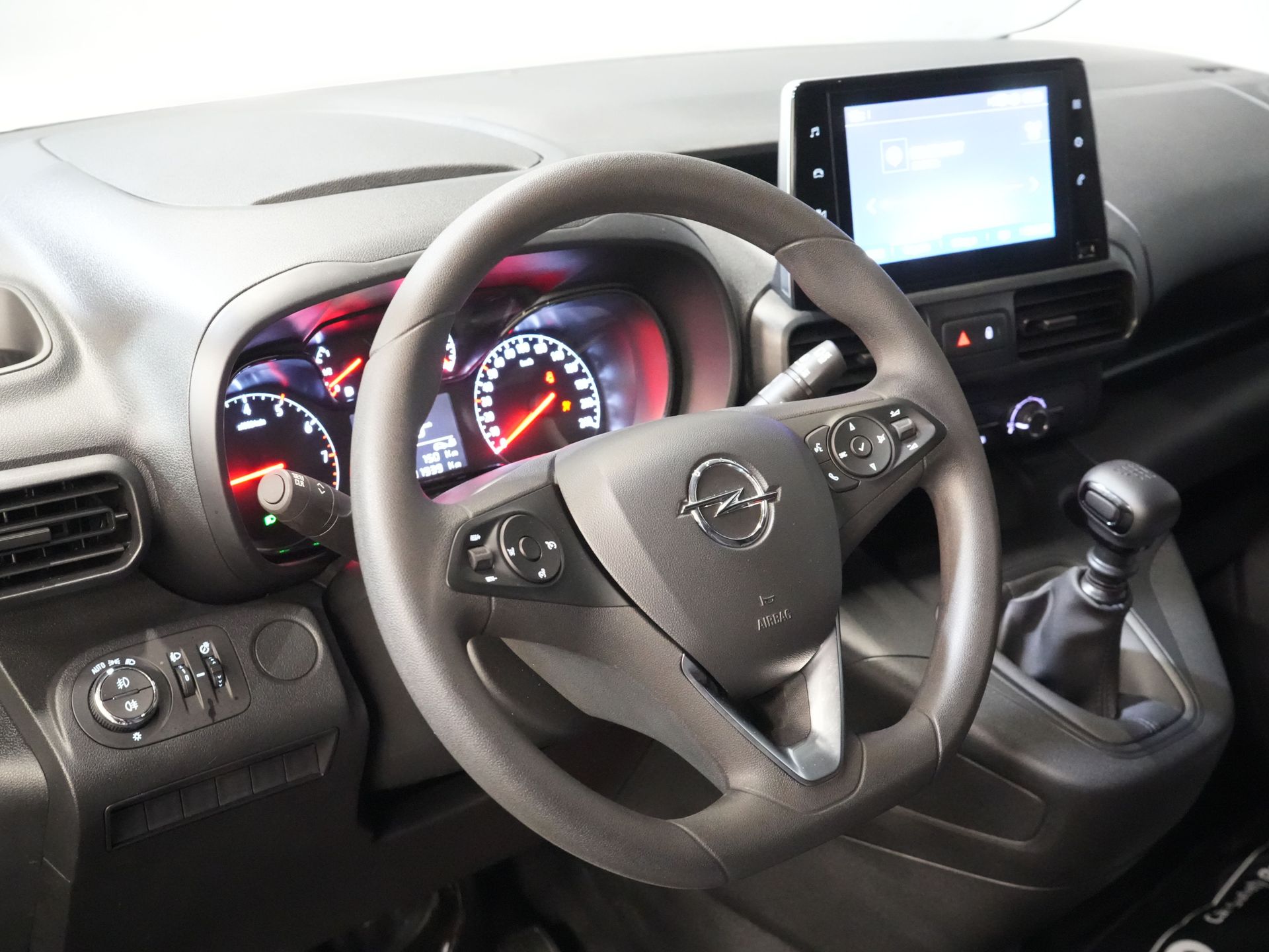 Opel Combo Bestelbus 1.5 CDTI 100 pk L2 BPM VRIJ NL Auto/ Carplay/ DAB/ Navi/ Cruise/ Camera/ PDC