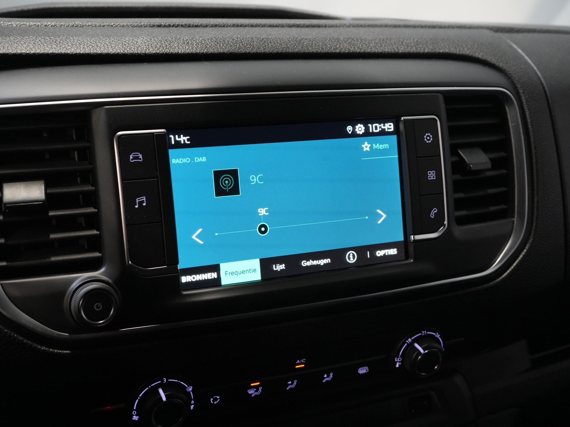 Citroën ë-Jumpy Van L3 75 kWh 330 km WLTP Schnellladegerät/ Carplay/ PDC/ Airco/ Cruise/ 3 Pers.