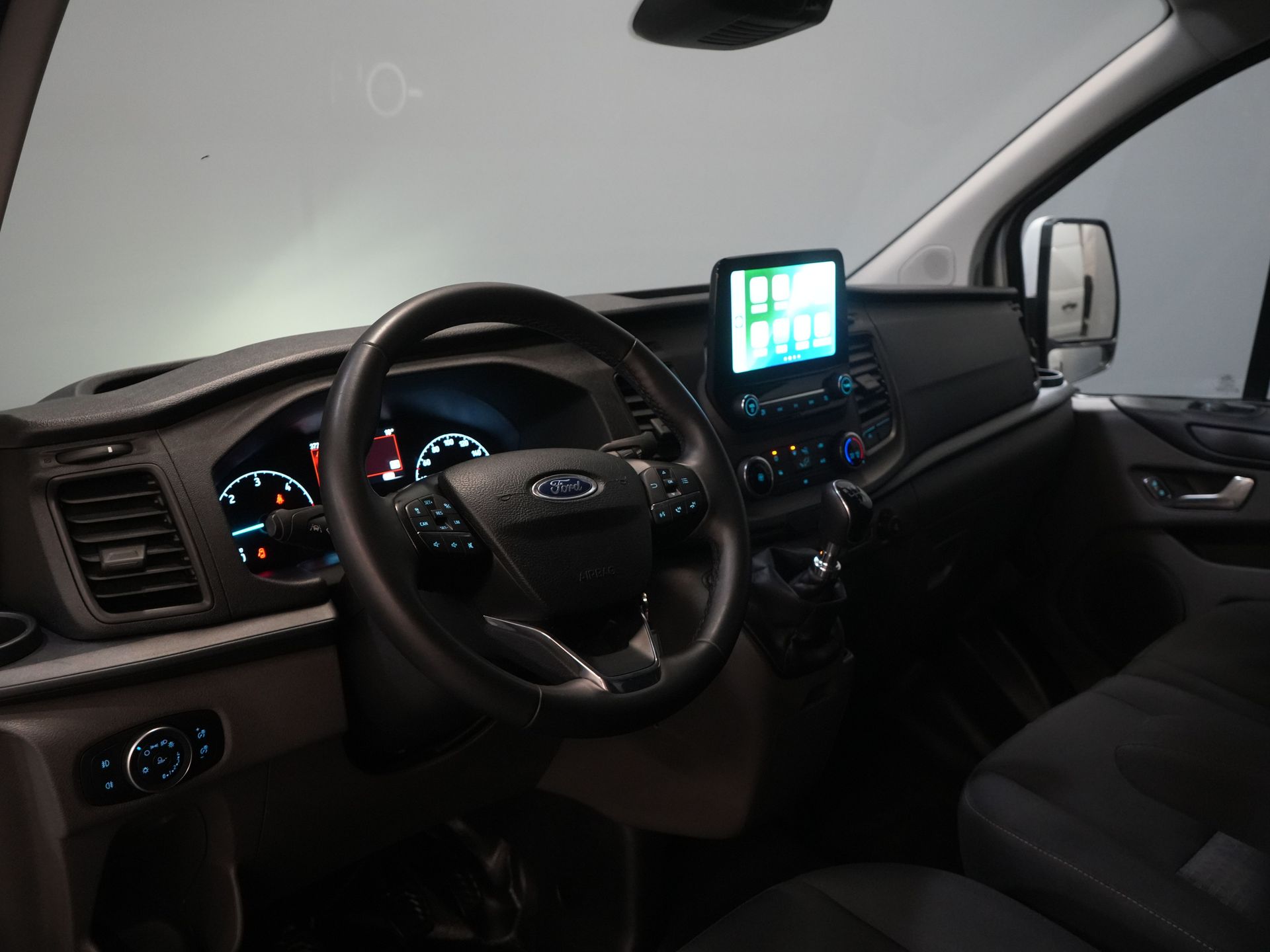 Ford Transit Custom Vans 2.0 TDCI 130 CP L2H2 Adapt.Cruise/ 2.8t Towingverm./ CarPlay/ Navi/ Airco/ PDC