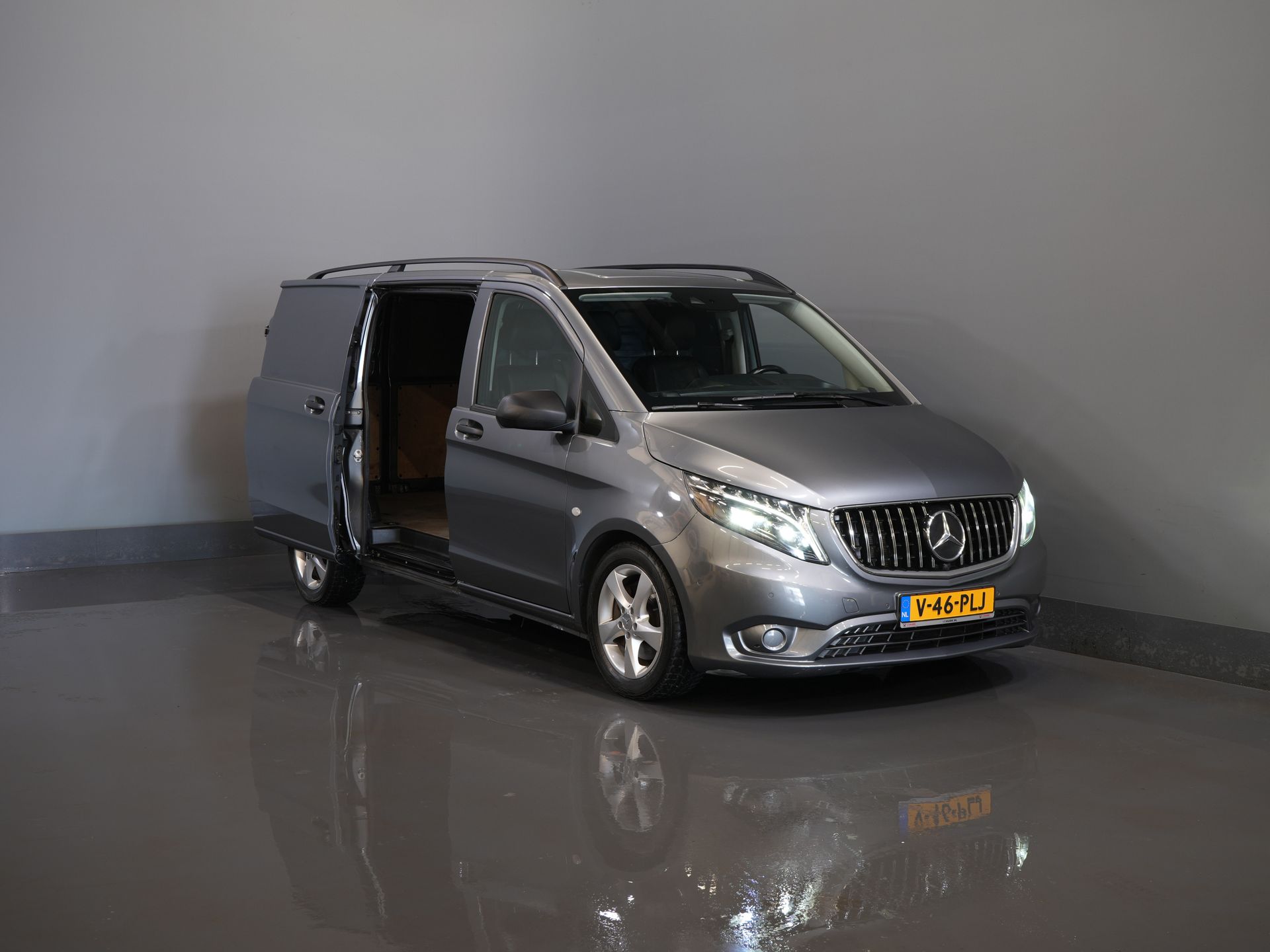 Mercedes-Benz Vito Van 119 CDI Aut. L2 LED/ Підігрів сидінь/ Carplay/ Круїз/ Кондиціонер/ Камера/ PDC V+A/ LMV