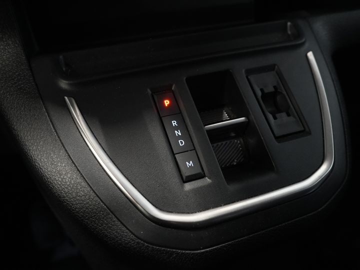 Opel Vivaro Bestelbus 2.0 180 pk Aut. DC Dubbel Cabine Elek.Stoelen/ Leder/ 2xSchuifdeur/ Afn.Trekhaak/ Climate/ Carplay/ Stoelverw./ Navi/ Cruise/ PD