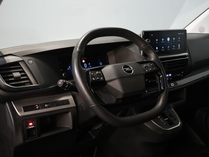 Opel Vivaro Bestelbus 2.0 180 pk Aut. DC Dubbel Cabine Elek.Stoelen/ Leder/ 2xSchuifdeur/ Afn.Trekhaak/ Climate/ Carplay/ Stoelverw./ Navi/ Cruise/ PD