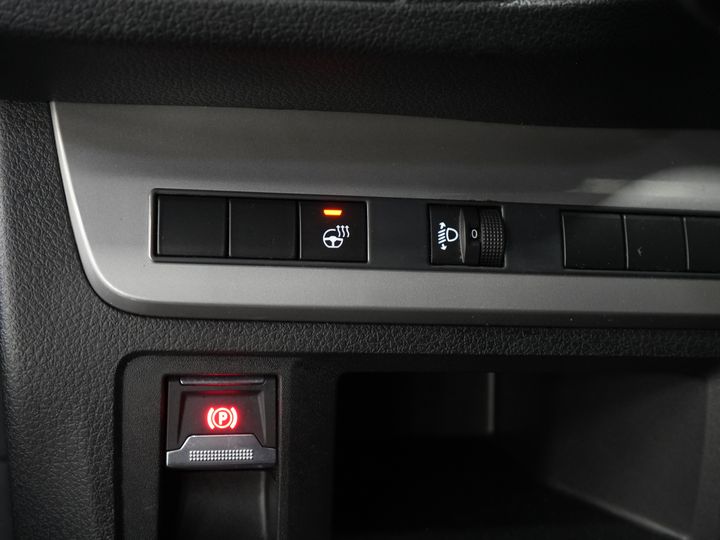 Opel Vivaro Bestelbus 2.0 180 pk Aut. DC Dubbel Cabine Elek.Stoelen/ Leder/ 2xSchuifdeur/ Afn.Trekhaak/ Climate/ Carplay/ Stoelverw./ Navi/ Cruise/ PD