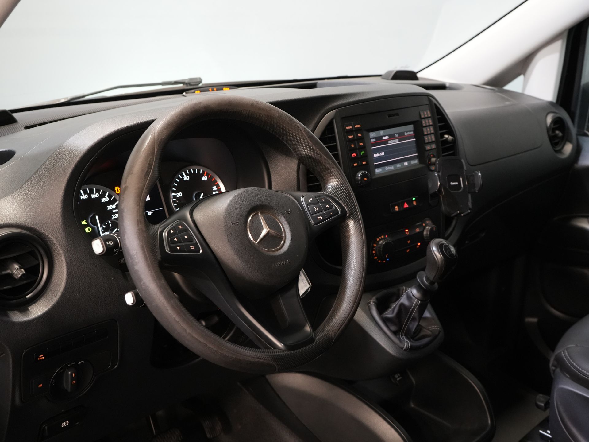 Mercedes-Benz Vito Furgone 114 CDI L2 DC Doppia Cabina MARGE NL Auto/ LED/ 19