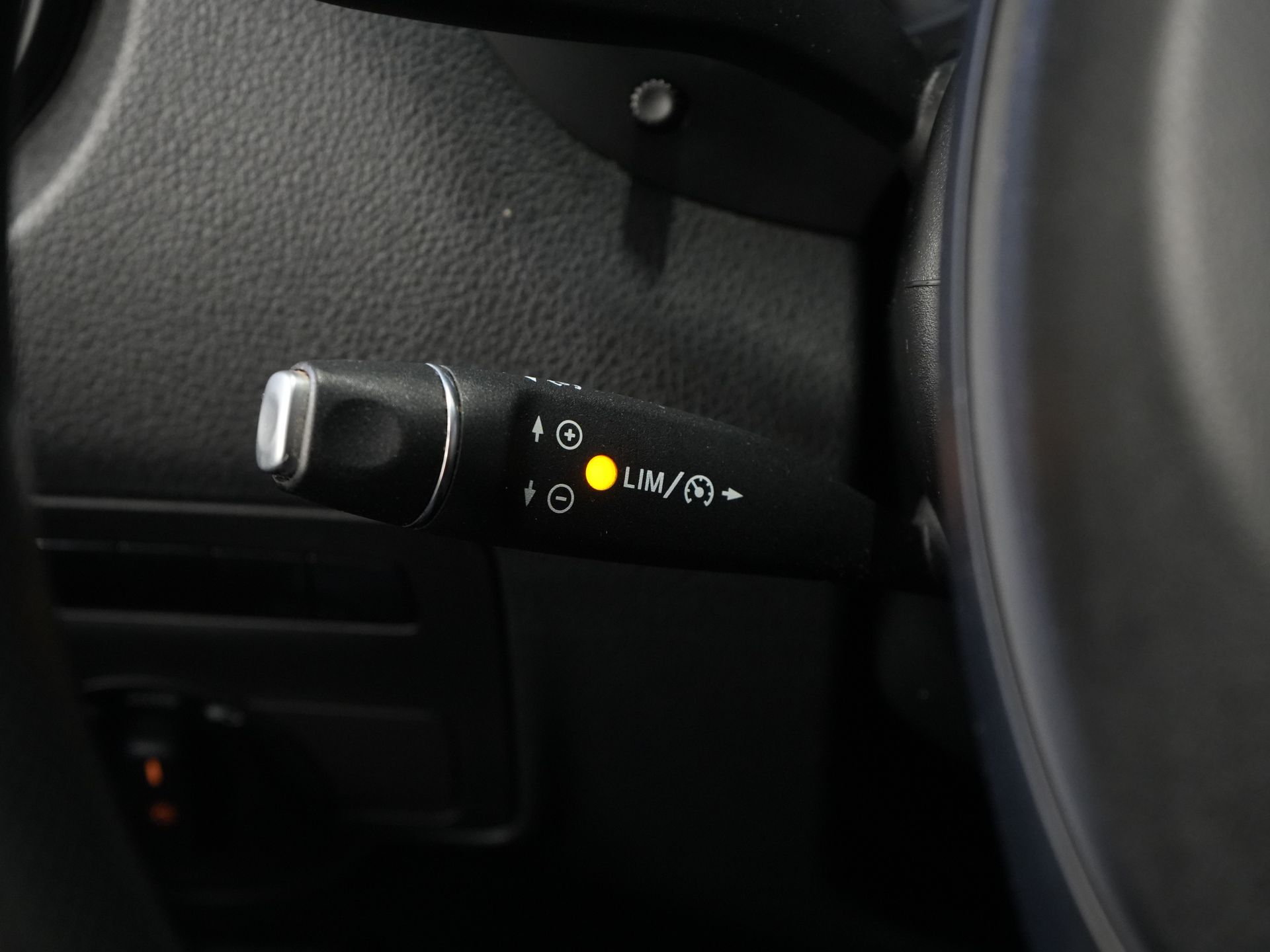 Mercedes-Benz Vito Furgone 114 CDI L2 DC Doppia Cabina MARGE NL Auto/ LED/ 19