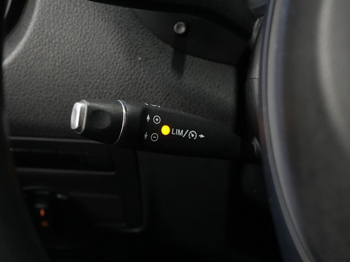 Mercedes-Benz Vito Furgone 114 CDI L2 DC Doppia Cabina MARGE NL Auto/ LED/ 19