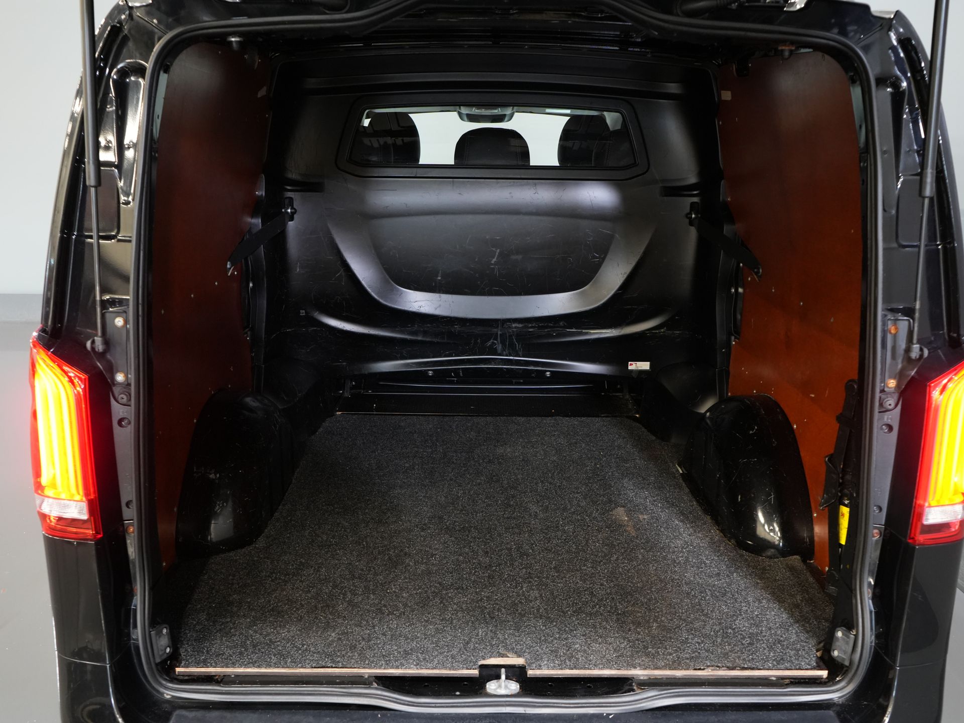 Mercedes-Benz Vito Furgone 114 CDI L2 DC Doppia Cabina MARGE NL Auto/ LED/ 19