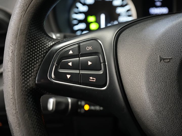 Mercedes-Benz Vito Furgone 114 CDI L2 DC Doppia Cabina MARGE NL Auto/ LED/ 19