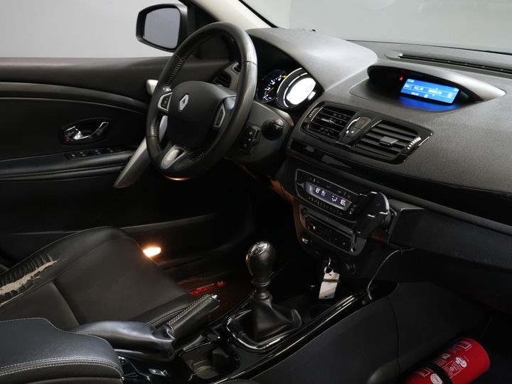 Renault Mégane Stationwagon Estate 1.5 dCi Bose/ Climate/ LMV/ Cruise/ PDC