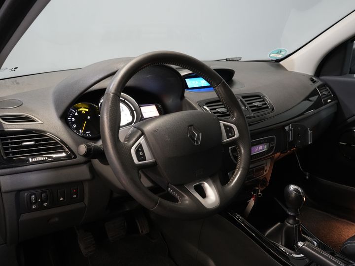 Renault Mégane Stationwagon Estate 1.5 dCi Bose/ Climate/ LMV/ Cruise/ PDC