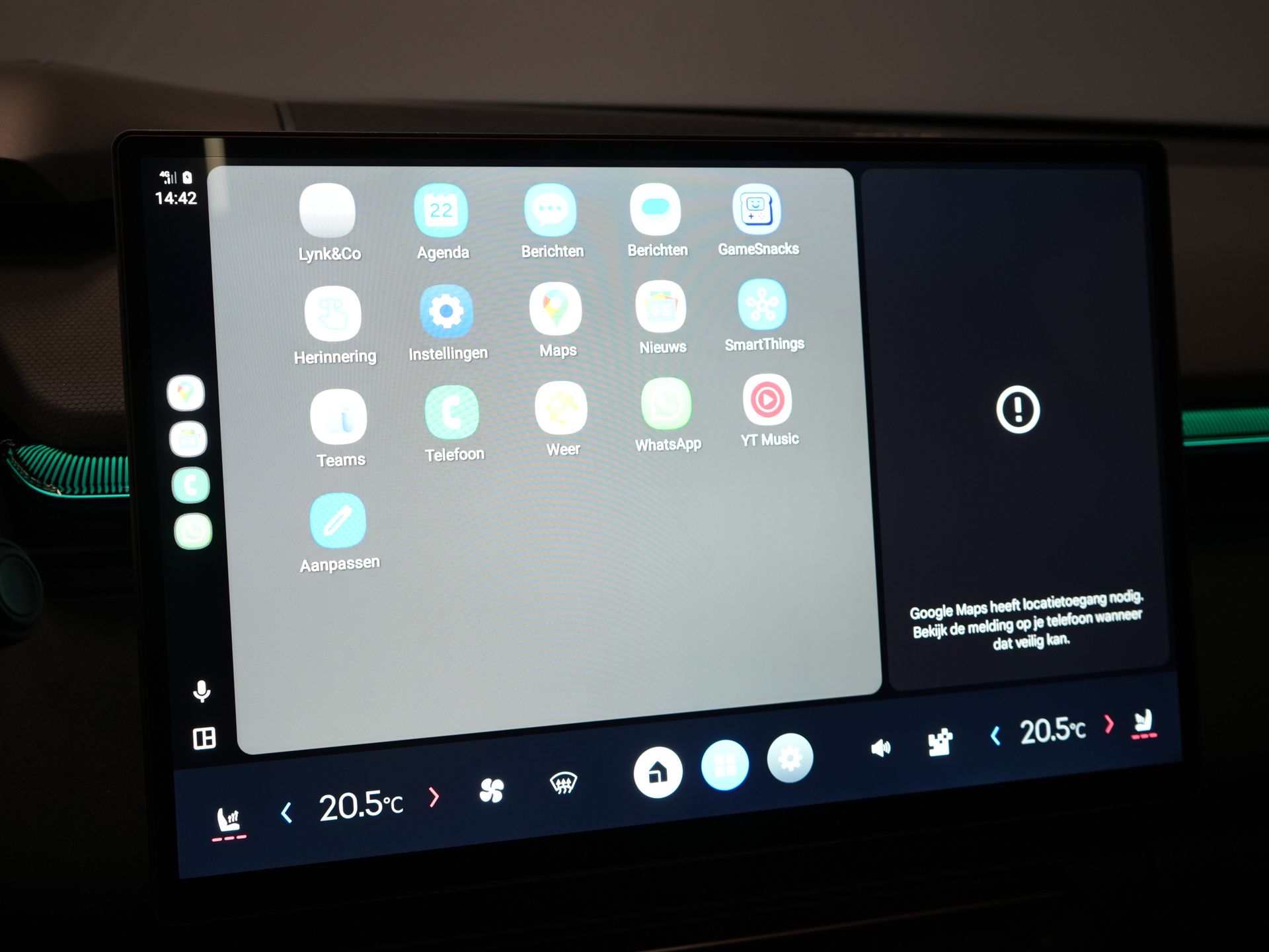 Lynk & Co 08 SUV 1.5 Más *Nuevo* ¡Disponible inmediatamente! PHEV 200 km eléctrico/ Harman&Kardon/ Panorámico/ Masaje y refrigeración en los asientos/ Compuerta eléctrica/ Control de crucero adaptativo