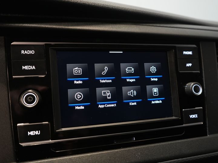 Volkswagen Transporter Van 2.0 TDI 150 KM DSG Aut. L2 LED/ Adapt.Cruise/ Ogrzewanie postojowe/ Carplay/ 2.5t Holowanieverm./ Seatverw./ Airco/ Bagażnik dachowy/ Kamera/ PDC/ 