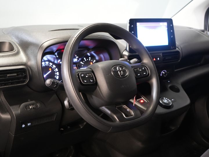 Toyota PROACE CITY Bestelbus 1.5 D-4D 130 PK Aut. Carplay/ Airco/ Camera/ Standkachel/ 3 Persoons/ LMV/ Trekhaak/ Cruise