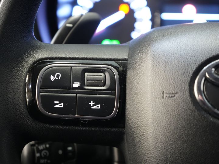 Toyota PROACE CITY Bestelbus 1.5 D-4D 130 PK Aut. Carplay/ Airco/ Camera/ Standkachel/ 3 Persoons/ LMV/ Trekhaak/ Cruise