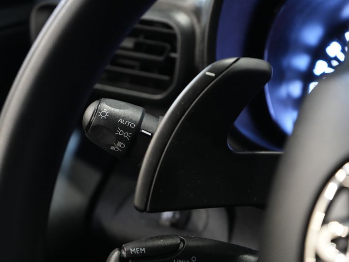 Toyota PROACE CITY Bestelbus 1.5 D-4D 130 PK Aut. Carplay/ Airco/ Camera/ Standkachel/ 3 Persoons/ LMV/ Trekhaak/ Cruise