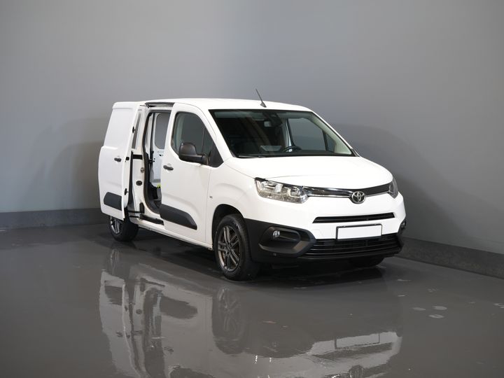 Toyota PROACE CITY Bestelbus 1.5 D-4D 130 PK Aut. Carplay/ Airco/ Camera/ Standkachel/ 3 Persoons/ LMV/ Trekhaak/ Cruise