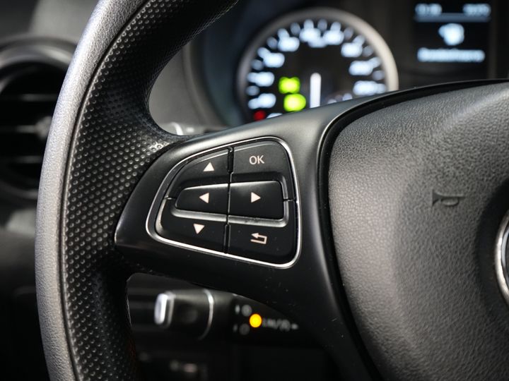 Mercedes-Benz Vito Bestelbus 114 CDI Aut. L2 NL Auto/ Cruise/ Navi/ Camera/ Airco/ PDC/ Sidebars