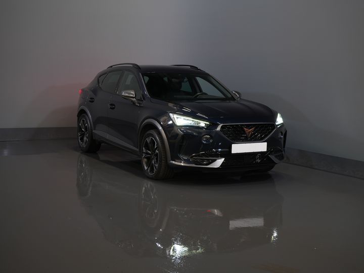 CUPRA Formentor SUV 1.4 e-Hybrid VZ Copper Edition Adapt.Cruise/ Matrix/ Stoelverw./ Camera/ Carplay/ Standkachel/ Stuurverw./ PDC/ Climate