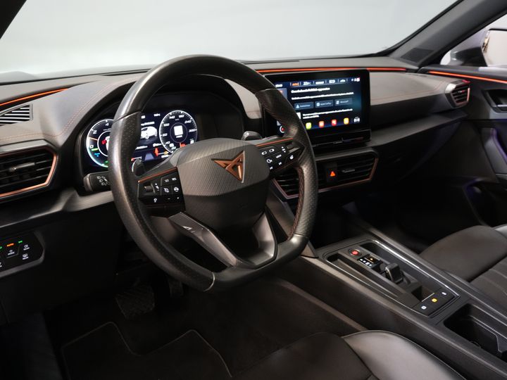 CUPRA Formentor SUV 1.4 e-Hybrid VZ Copper Edition Adapt.Cruise/ Matrix/ Stoelverw./ Camera/ Carplay/ Standkachel/ Stuurverw./ PDC/ Climate