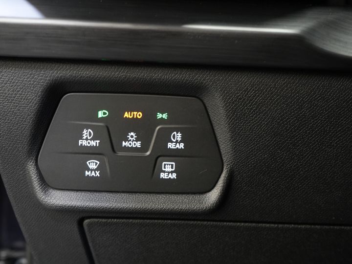 CUPRA Formentor SUV 1.4 e-Hybrid VZ Copper Edition Adapt.Cruise/ Matrix/ Stoelverw./ Camera/ Carplay/ Standkachel/ Stuurverw./ PDC/ Climate