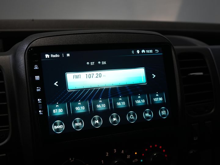 Opel Vivaro Bestelbus 1.6 CDTI NL Auto/ 3 Pers./ Carplay/ Airco/ Imperiaal/ Camera/ Cruise/ Betimmerd/ Inrichting/ Radio