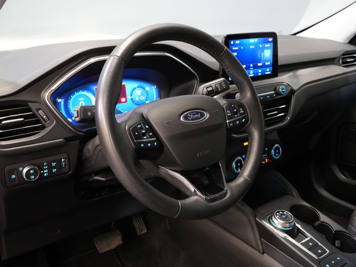 Ford Kuga SUV 2.5 PHEV 225 CV Titanium Navi/ Carplay/ Asientos calefactables/ Volante calefactable/ Cámara/ PDC/ Climatizador