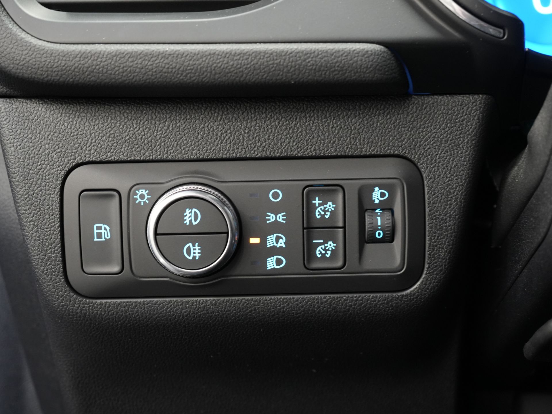 Ford Kuga SUV 2.5 PHEV 225 CV Titanium Navi/ Carplay/ Asientos calefactables/ Volante calefactable/ Cámara/ PDC/ Climatizador