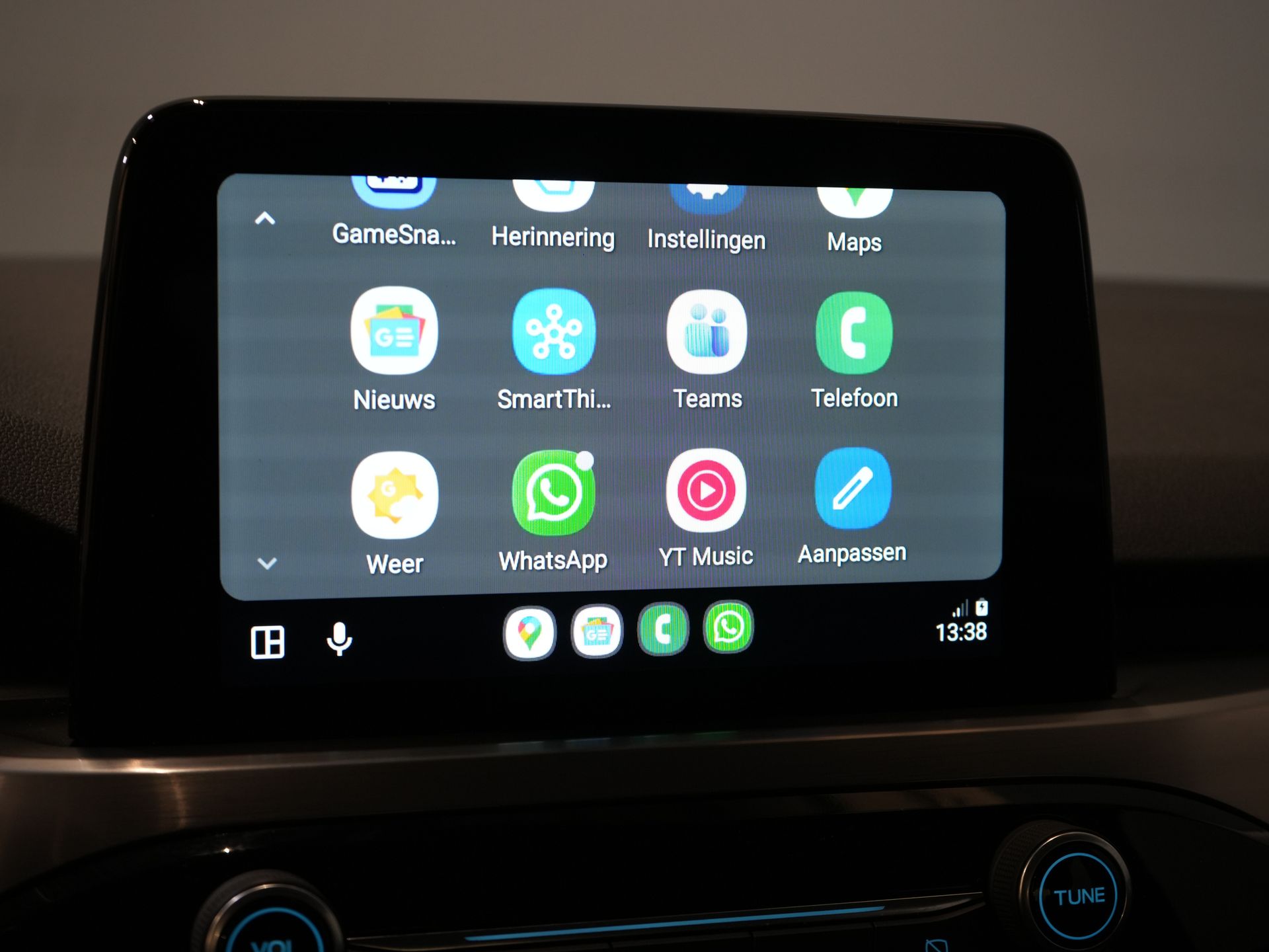 Ford Kuga SUV 2.5 PHEV 225 CV Titanium Navi/ Carplay/ Asientos calefactables/ Volante calefactable/ Cámara/ PDC/ Climatizador