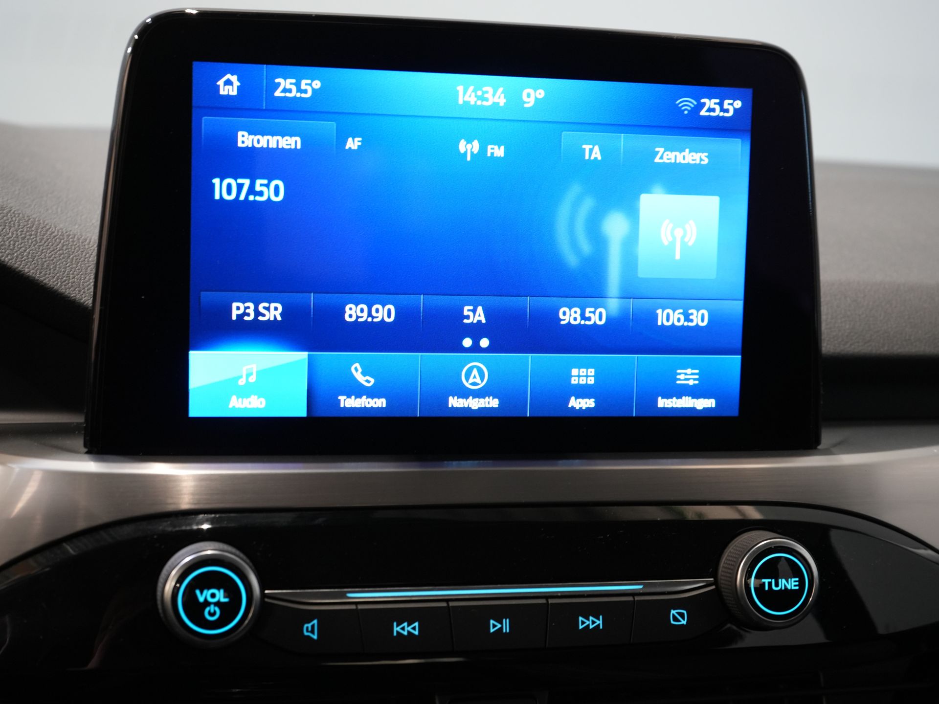 Ford Kuga SUV 2.5 PHEV 225 CV Titanium Navi/ Carplay/ Asientos calefactables/ Volante calefactable/ Cámara/ PDC/ Climatizador