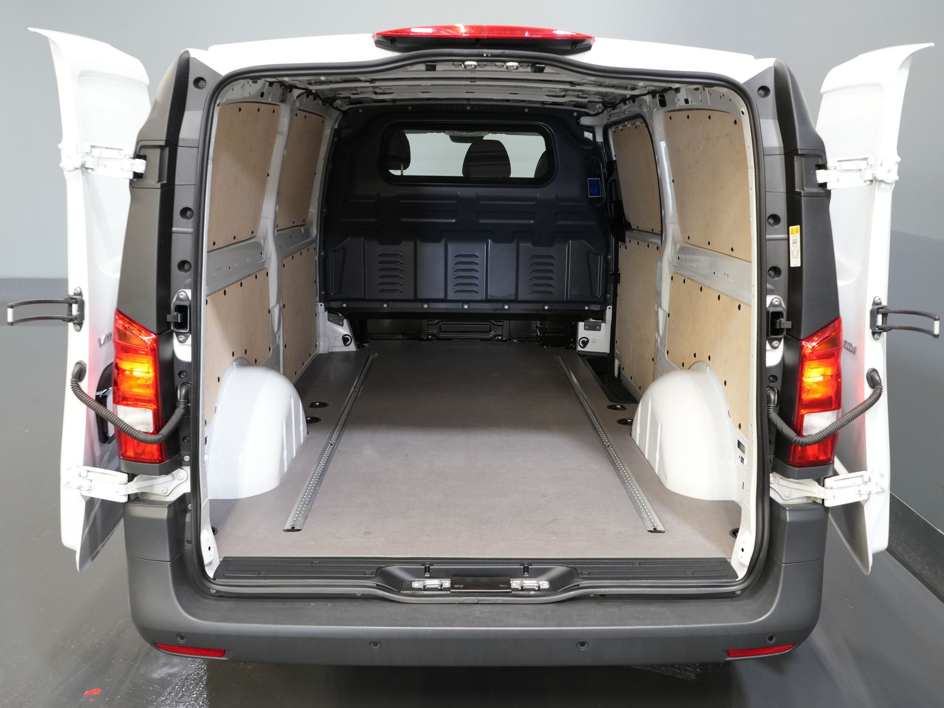 Mercedes-Benz Vito Van 116 CDI Aut. L2 BPM FREE! Carplay/ Sitzverw./ 270Gr. Türen/ Cruise/ Airco/ Navi/ Kamera/ PDC