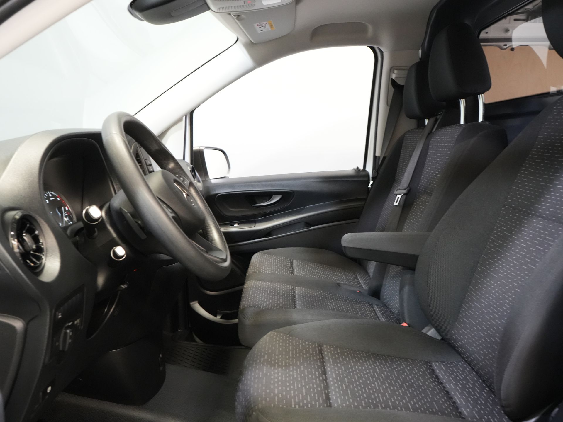 Mercedes-Benz Vito Van 116 CDI Aut. L2 BPM FREE! Carplay/ Sitzverw./ 270Gr. Türen/ Cruise/ Airco/ Navi/ Kamera/ PDC