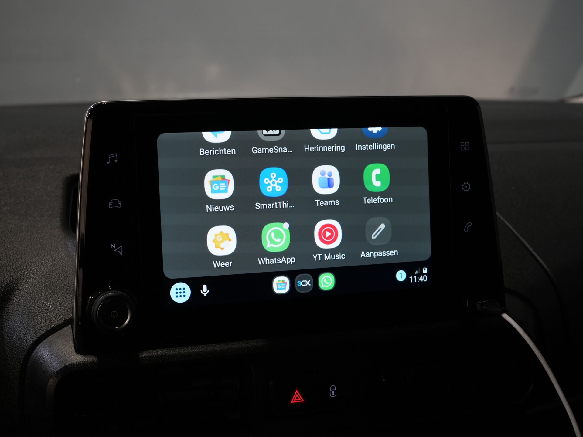 Peugeot Partner Van 1.5 HDI 130 hp Aut. L2 NL Auto/ 3Pers./ Carplay/ Airco/ Navi/ Imperial/ Cruise/ PDC/ DAB/ Towbar