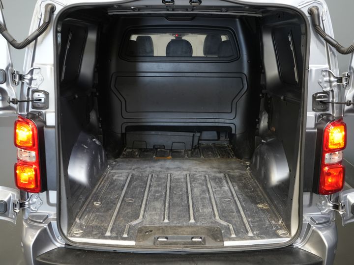 Peugeot Expert Bestelbus 2.0 HDI 180 pk Aut. Sport Edition Nr 128 DC Dubbel Cabine Adapt.Cruise/ 2xSchuifdeur/ Leder/ Xenon/ Head Up/ Climate/ Alarm/ Sto