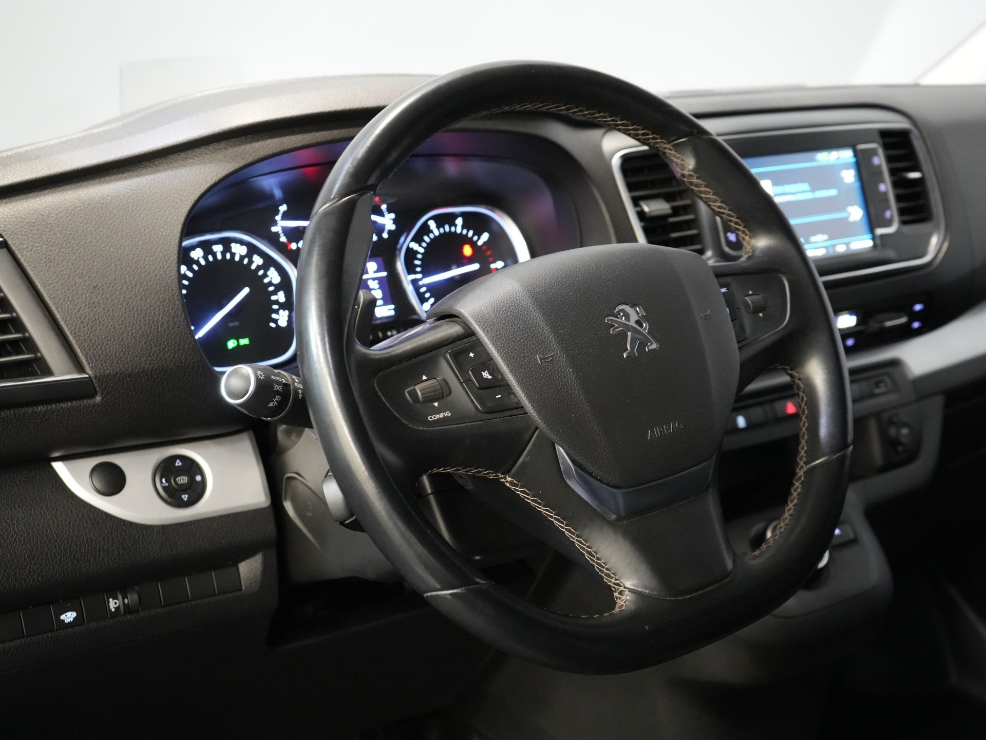 Peugeot Expert Bestelbus 2.0 HDI 180 pk Aut. Sport Edition Nr 128 DC Dubbel Cabine Adapt.Cruise/ 2xSchuifdeur/ Leder/ Xenon/ Head Up/ Climate/ Alarm/ Sto