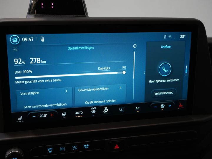 Ford E-Transit Custom Van L2 330 km Garanzia WLTP fino al 2028/ LED/ Caricabatterie rapido/ Riscaldatore a stelo/ Sedili/ Sterzo/ Carplay/ Videocamera/ PDC/ Clima/ Crociera