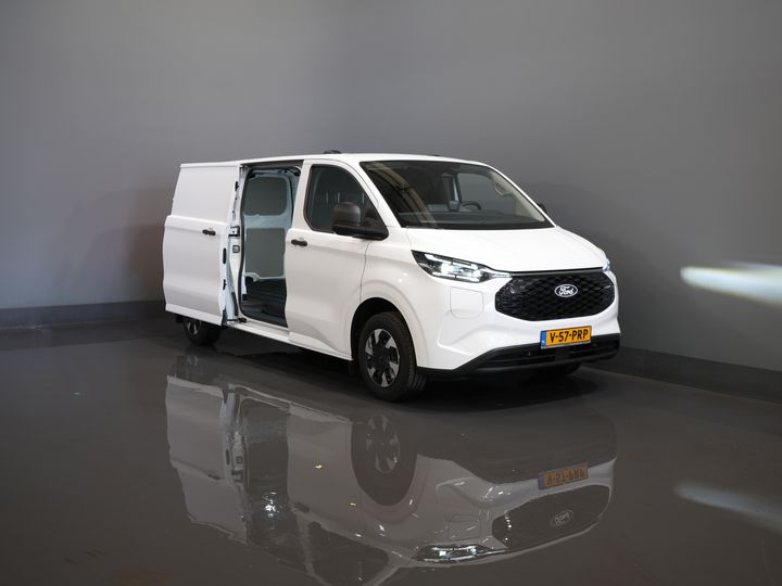 Ford E-Transit Custom Van L2 330 km Garanzia WLTP fino al 2028/ LED/ Caricabatterie rapido/ Riscaldatore a stelo/ Sedili/ Sterzo/ Carplay/ Videocamera/ PDC/ Clima/ Crociera