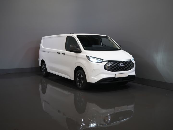 Ford E-Transit Custom Bestelbus Trend L2 65 kWh 330 km WLTP Garantie t/m 2030/ LED/ Snellader/ 2.3t Trekverm./ Stuurverw./ Stoelverw./ Carplay/ Climate/ Camera/