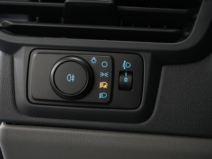 Ford E-Transit Custom Bestelbus Trend L2 65 kWh 330 km WLTP Garantie t/m 2030/ LED/ Snellader/ 2.3t Trekverm./ Stuurverw./ Stoelverw./ Carplay/ Climate/ Camera/