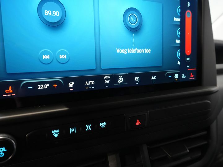 Ford E-Transit Custom Bestelbus Trend L2 65 kWh 330 km WLTP Garantie t/m 2030/ LED/ Snellader/ 2.3t Trekverm./ Stuurverw./ Stoelverw./ Carplay/ Climate/ Camera/