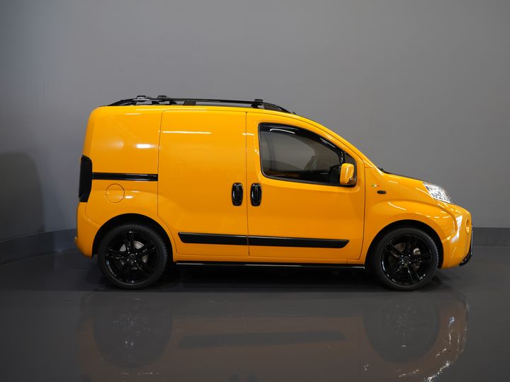 Fiat Fiorino Van 1.3 MJ 95 cv BPM GRATIS UNICO! NL Car/ MOT 05-2026/ Carplay/ Gestof. Vano di carico/ Barra di traino/ Airco