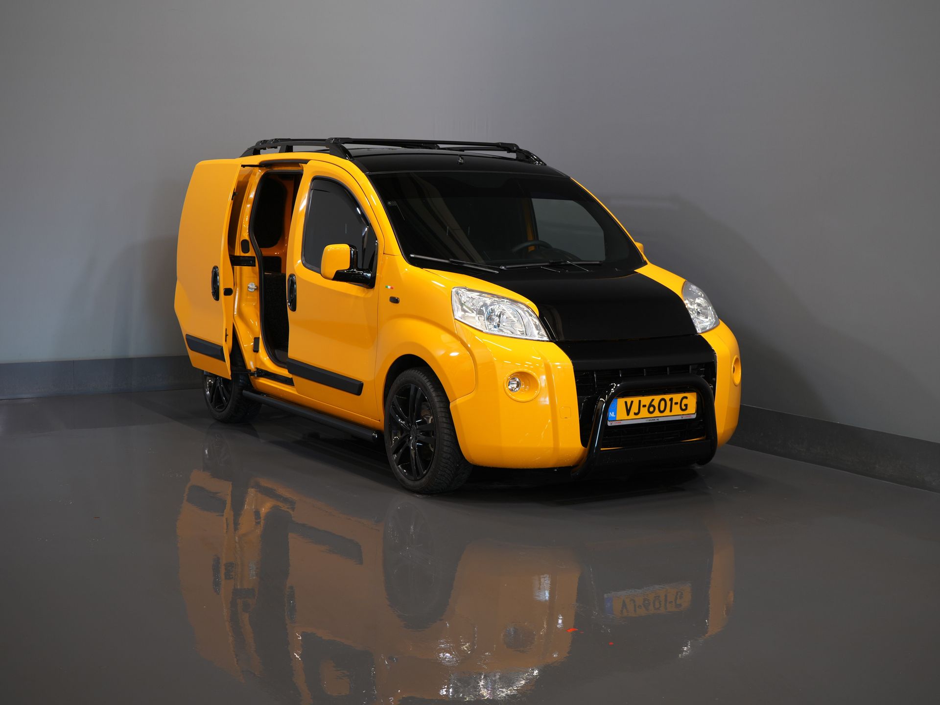 Fiat Fiorino Van 1.3 MJ 95 cv BPM GRATIS UNICO! NL Car/ MOT 05-2026/ Carplay/ Gestof. Vano di carico/ Barra di traino/ Airco