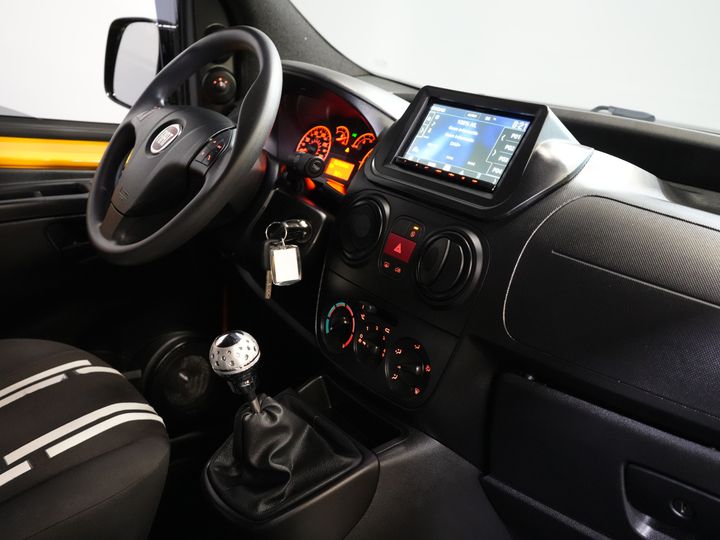 Fiat Fiorino Van 1.3 MJ 95 KM BPM FREE UNIQUE! NL Car/ MOT 05-2026/ Carplay/ Gestof. Przedział ładunkowy/ Hak holowniczy/ Airco