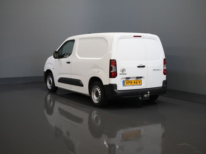 Toyota PROACE CITY Van 1.5 D-4D BPM GRATIS! NL Car/ Carplay/ Kamera/ Cruise/ PDC/ Airco/ Hak holowniczy