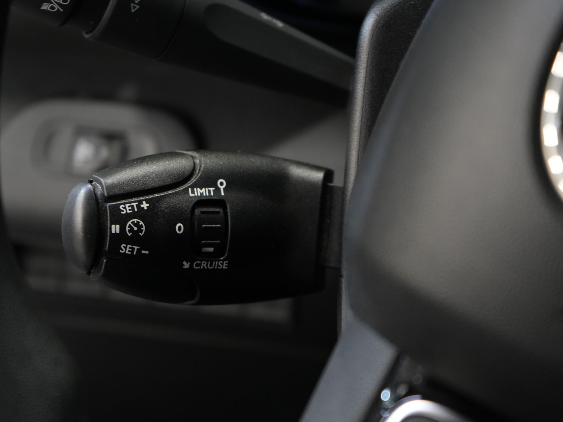 Toyota PROACE CITY Van 1.5 D-4D BPM GRATIS! NL Car/ Carplay/ Kamera/ Cruise/ PDC/ Airco/ Hak holowniczy