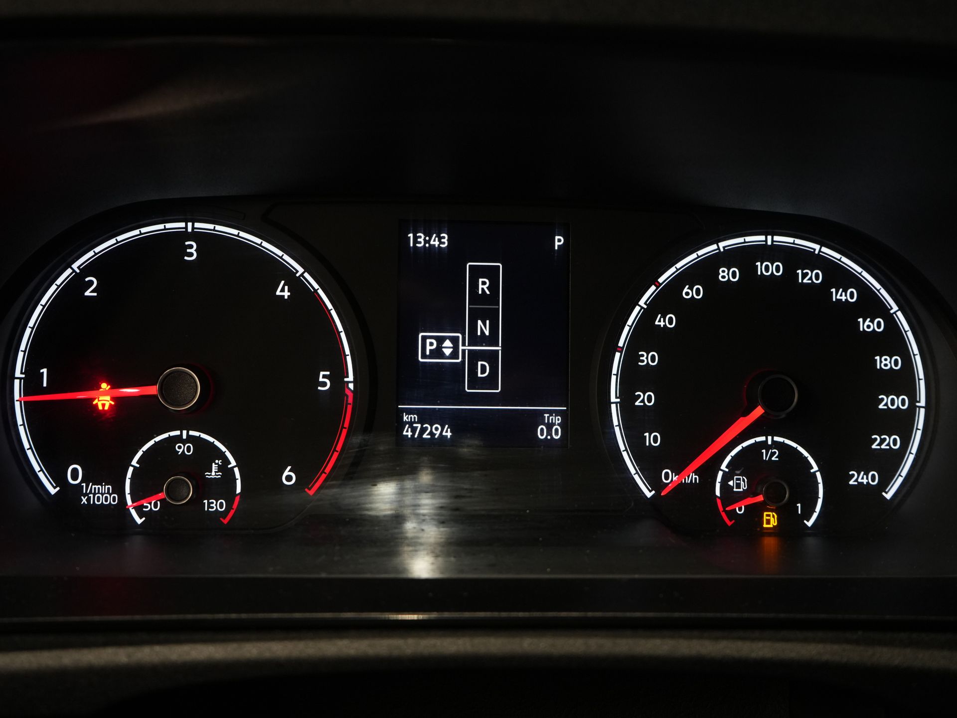 Volkswagen Caddy Cargo Maxi Bestelbus 2.0 TDI 125 pk DSG Aut. Standkachel/ Stoelverw./ Carplay/ Airco/ Dakdragers/ Cruise/ PDC/ Trekhaak