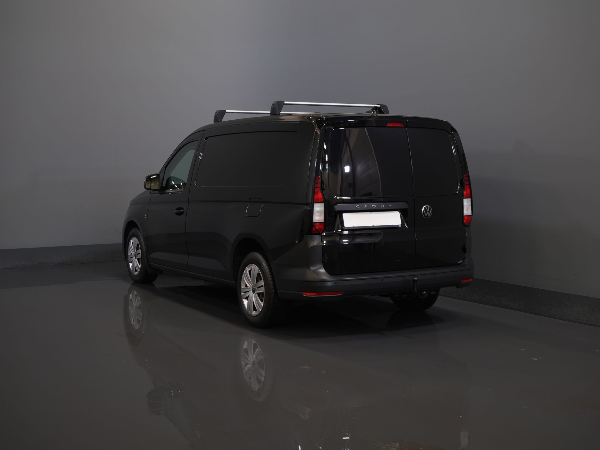 Volkswagen Caddy Cargo Maxi Bestelbus 2.0 TDI 125 pk DSG Aut. Standkachel/ Stoelverw./ Carplay/ Airco/ Dakdragers/ Cruise/ PDC/ Trekhaak